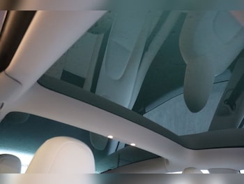 Used Tesla Model 3 2021 for sale - 77302397: Photo