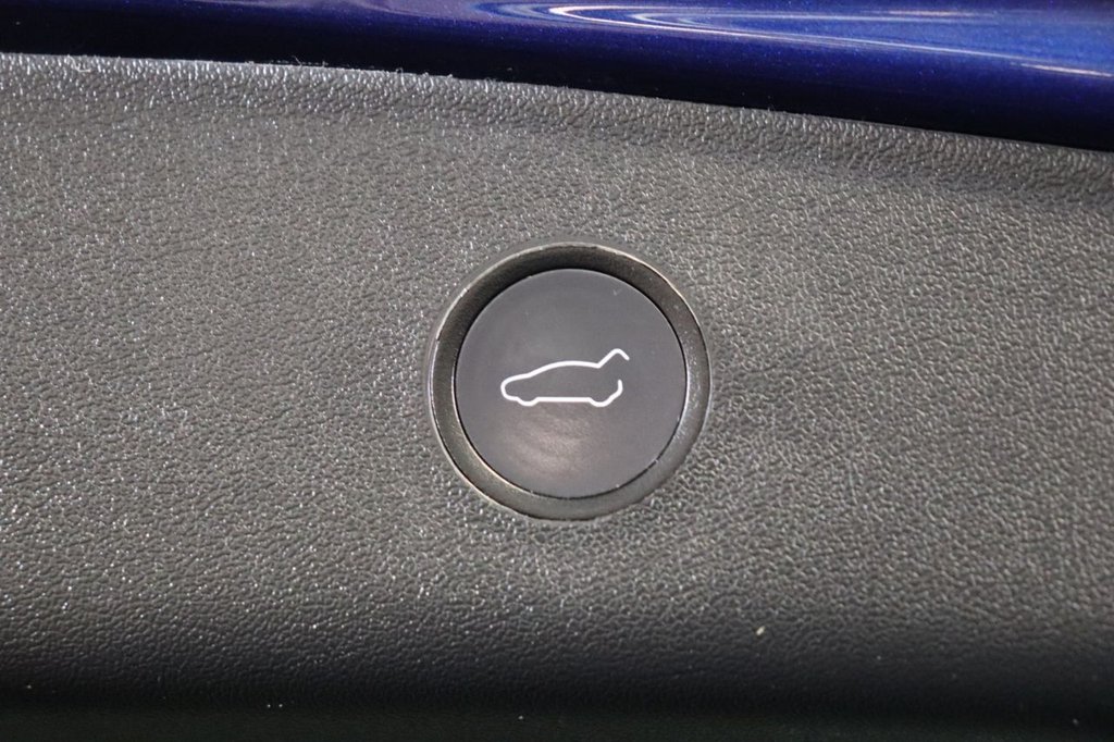 Used Tesla Model 3 2021 for sale - 77563959: Photo 24