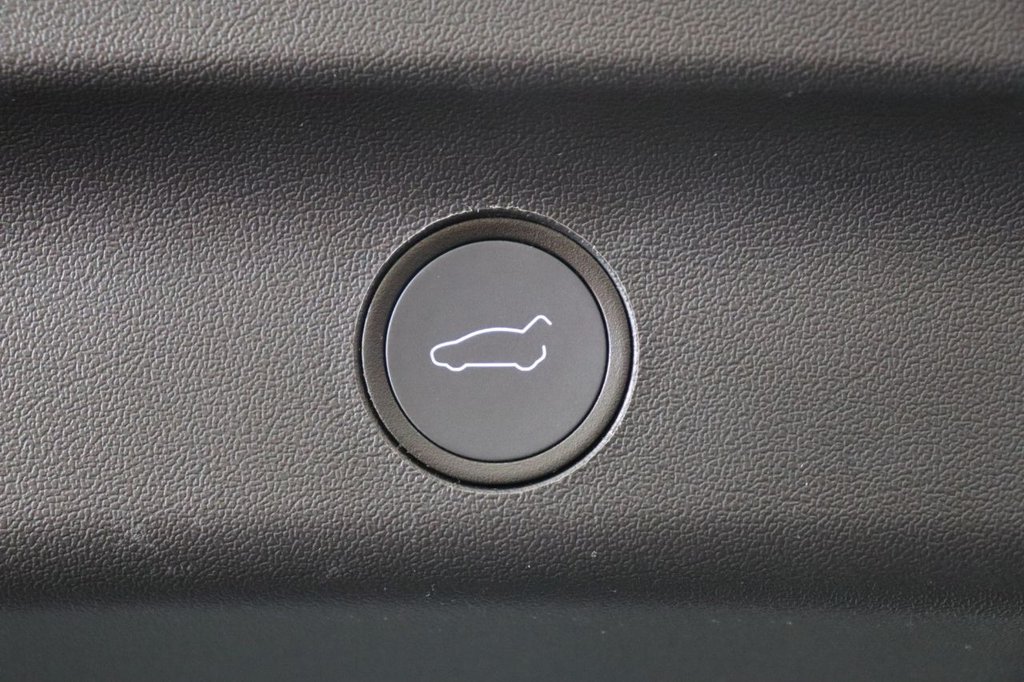 Used Tesla Model Y 2024 for sale - 77879850: Photo 27