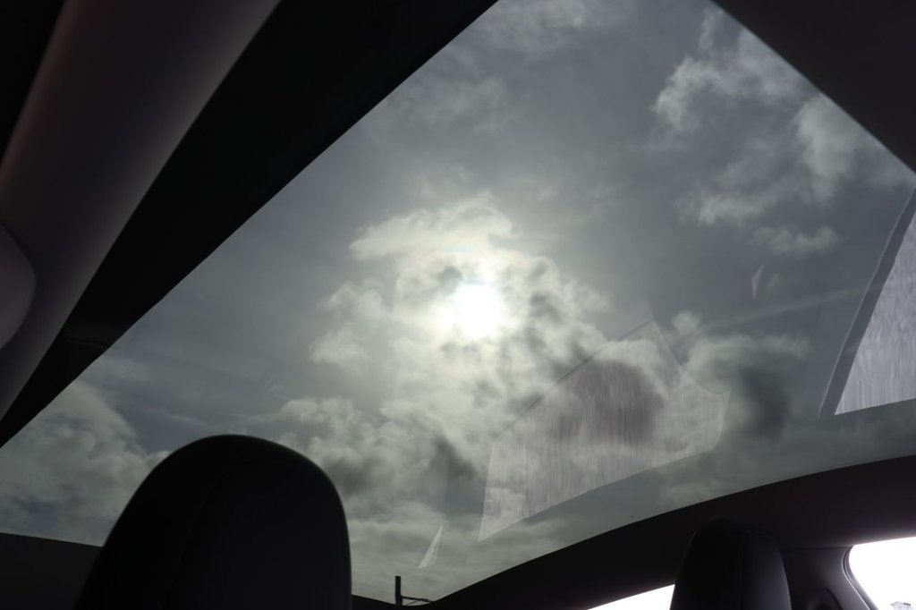 Used Tesla Model Y 2024 for sale - 77879850: Photo 3