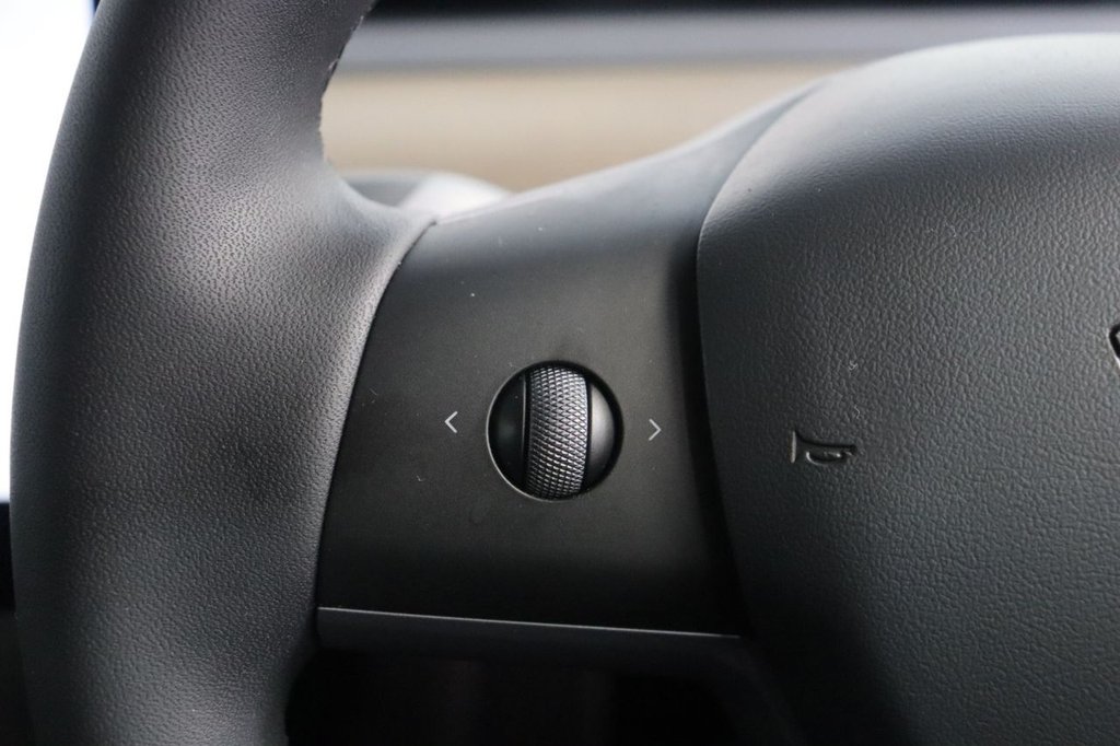 Used Tesla Model Y 2024 for sale - 77879850: Photo 31