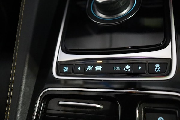 Used Jaguar F-Pace 2020 for sale - 76280146: Photo 31