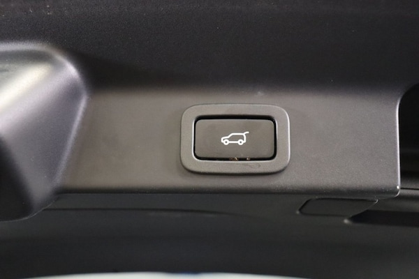 Used Jaguar F-Pace 2020 for sale - 76280146: Photo 34
