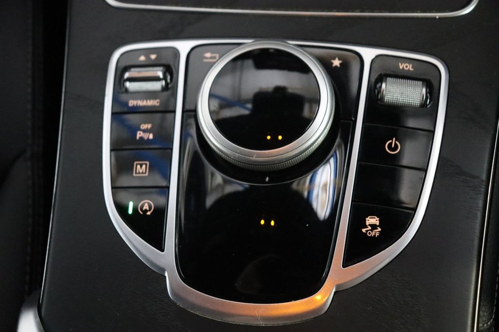 Used Mercedes-Benz GLC 2018 for sale - 76910127: Photo 30