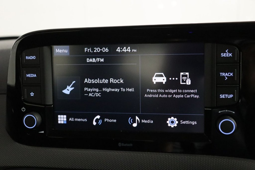 Used Hyundai i10 2024 for sale - 76820653: Photo 2