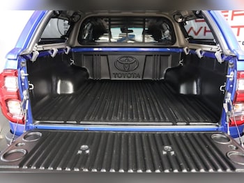 Used Toyota Hilux 2024 for sale - 78299682: Photo