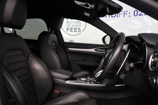 Used Alfa Romeo Stelvio 2022 for sale - 74319374: Photo 28
