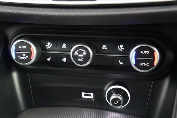 Used Alfa Romeo Stelvio 2022 for sale - 74319374: Photo 33