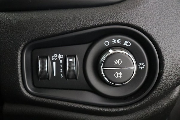 Used Jeep Renegade 2021 for sale - 75158825: Photo 34