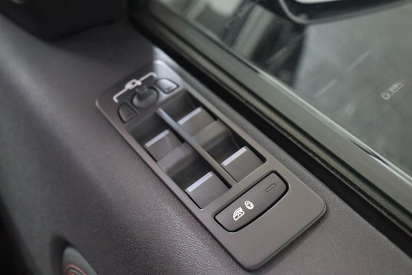 Used Land Rover Discovery Sport 2021 for sale - 76312993: Photo 34