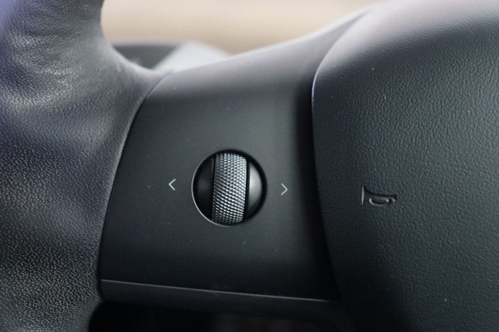 Used Tesla Model 3 2021 for sale - 76245171: Photo 27