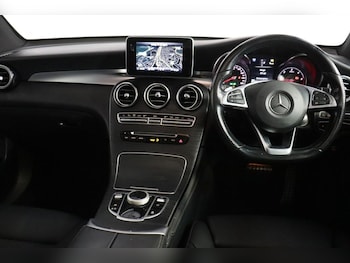 Used Mercedes-Benz GLC 2018 for sale - 78110656: Photo