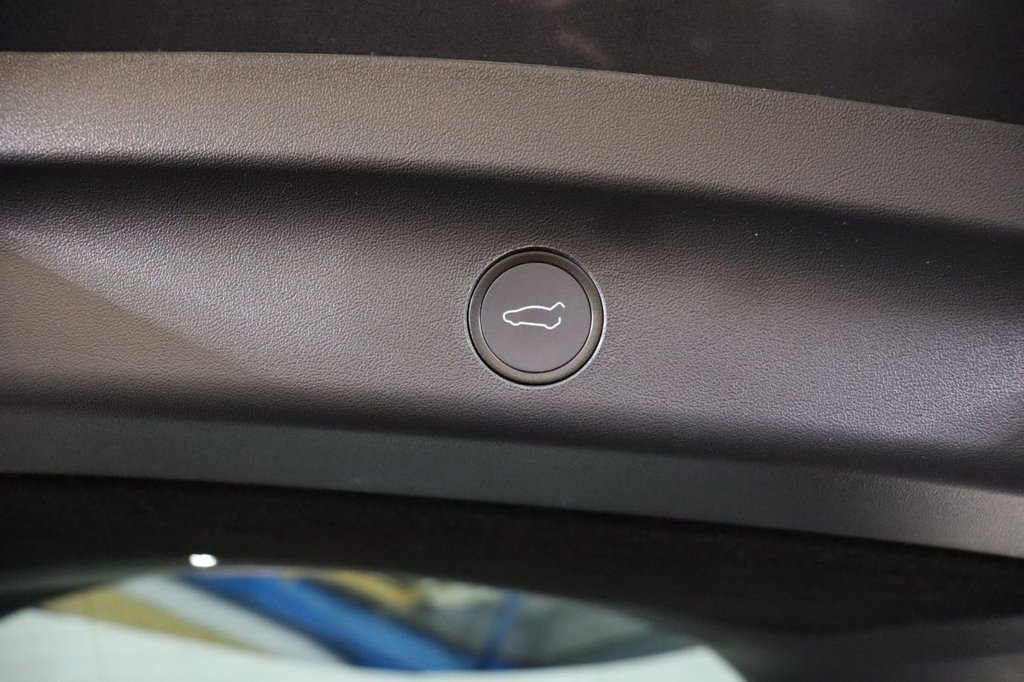 Used Tesla Model Y 2023 for sale - 76417867: Photo 13