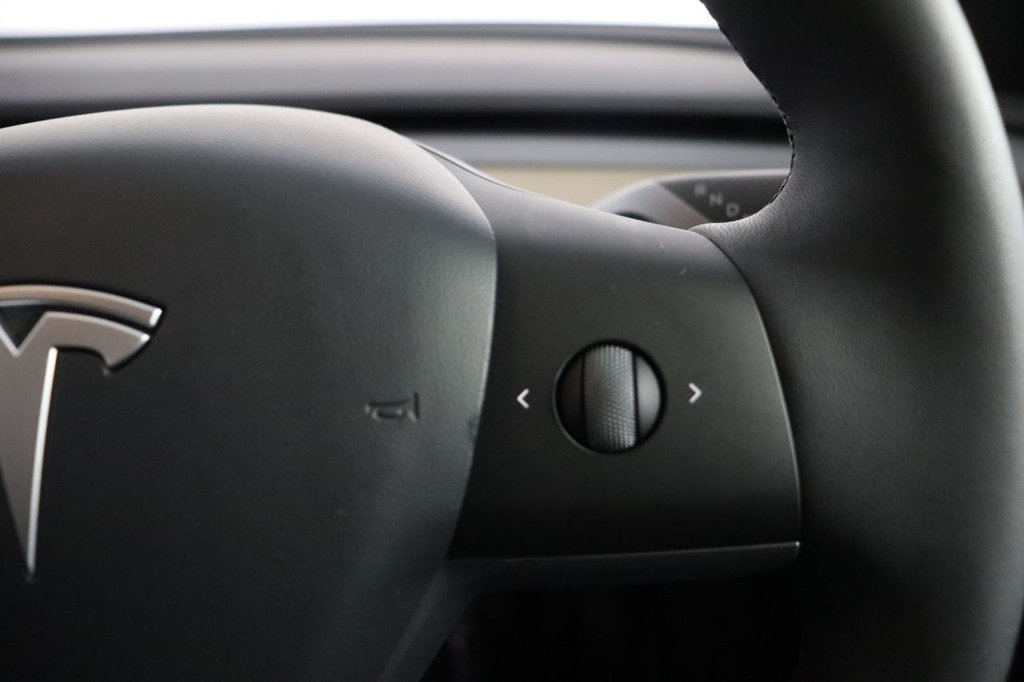 Used Tesla Model Y 2023 for sale - 76417867: Photo 22