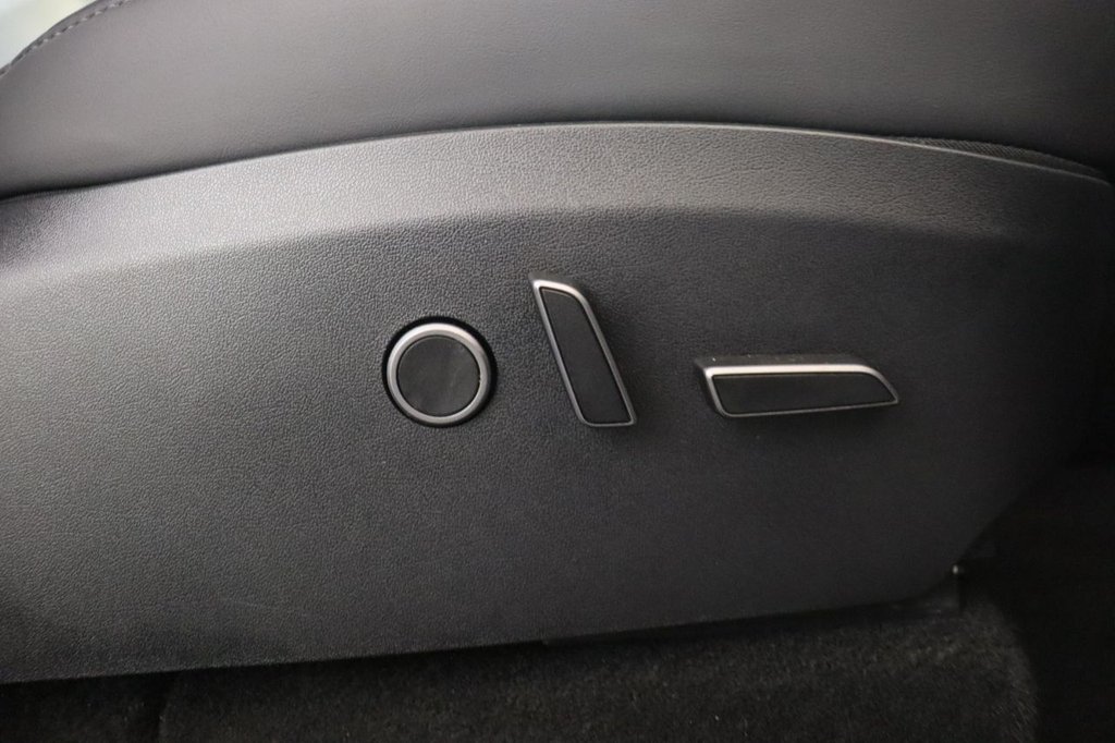 Used Tesla Model Y 2023 for sale - 76417867: Photo 9