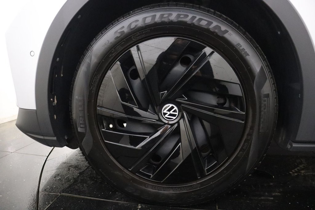 Used Volkswagen ID.4 2023 for sale - 77563911: Photo 33