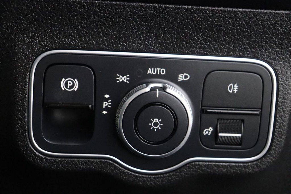 Used Mercedes-Benz EQB 2022 for sale - 76558640: Photo 24