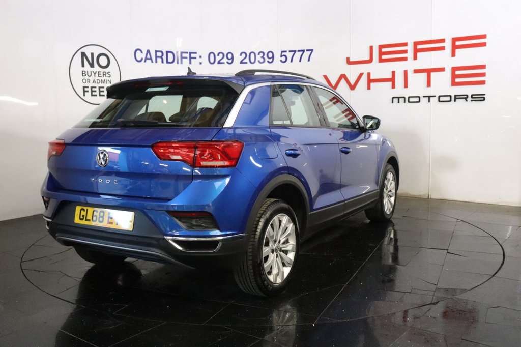 Used Volkswagen T-Roc 2019 for sale - 77850300: Photo 5