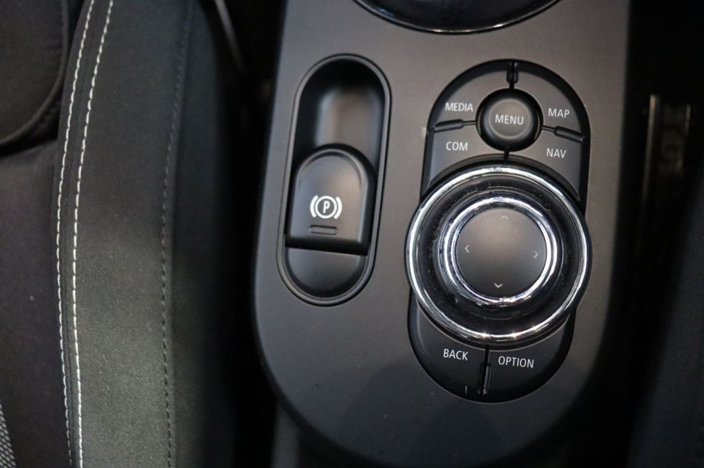 Used MINI Electric Hatch 2022 for sale - 76496199: Photo 21