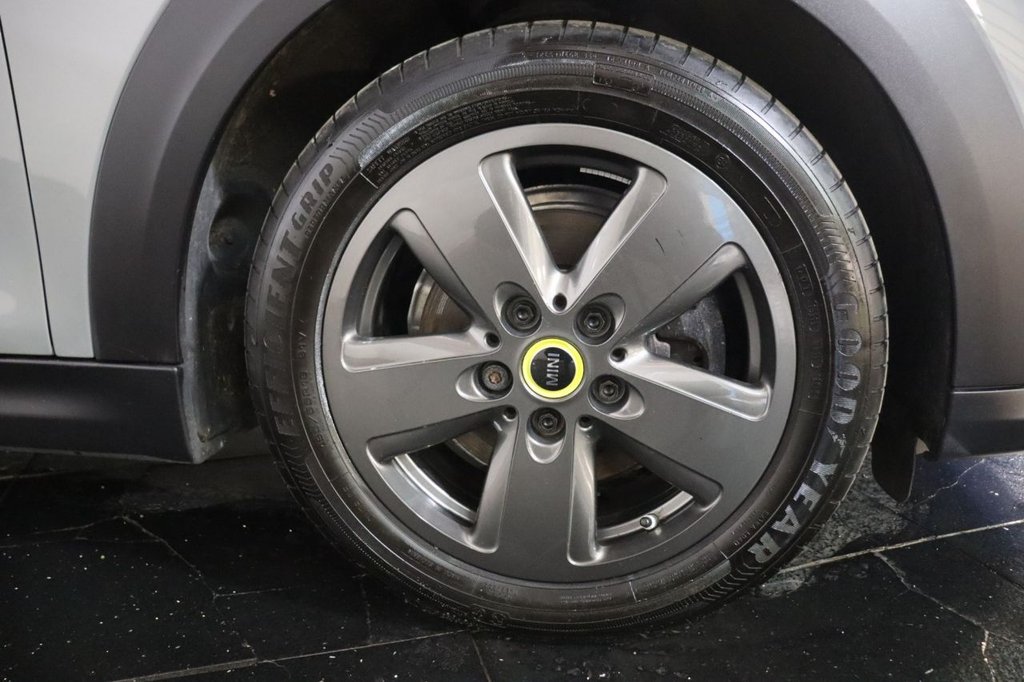 Used MINI Electric Hatch 2022 for sale - 76496199: Photo 27