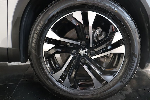Used Peugeot E-2008 2022 for sale - 75630447: Photo 34