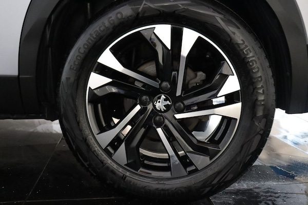 Used Peugeot E-2008 2022 for sale - 75630447: Photo 35
