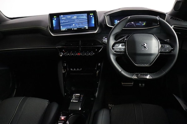 Used Peugeot E-2008 2022 for sale - 75630447: Photo 3