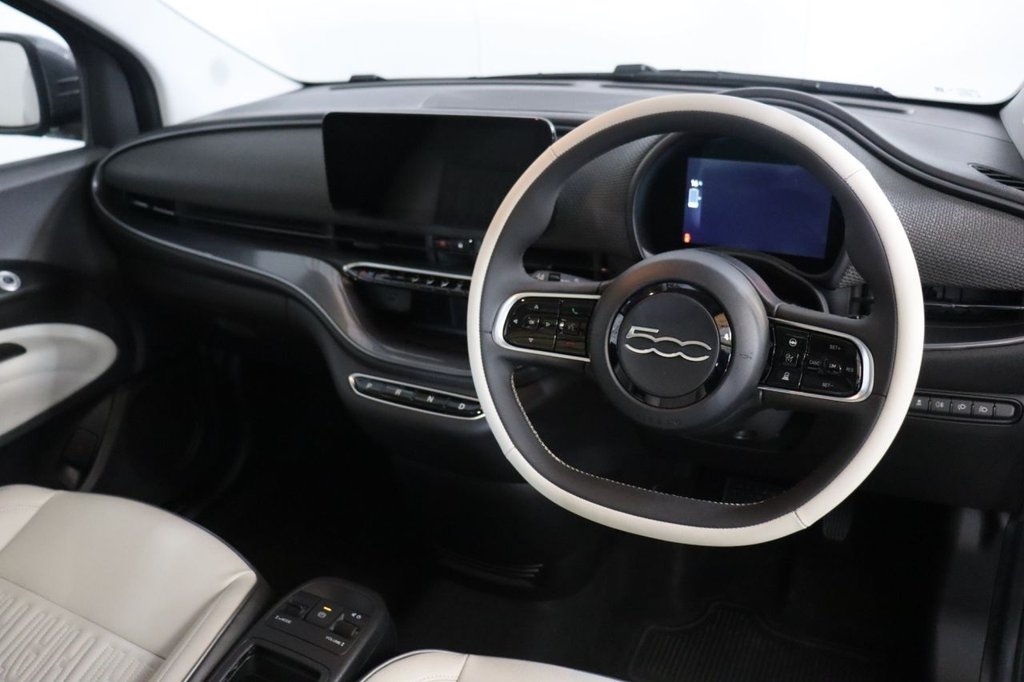 Used Fiat 500e 2021 for sale - 76632491: Photo 28