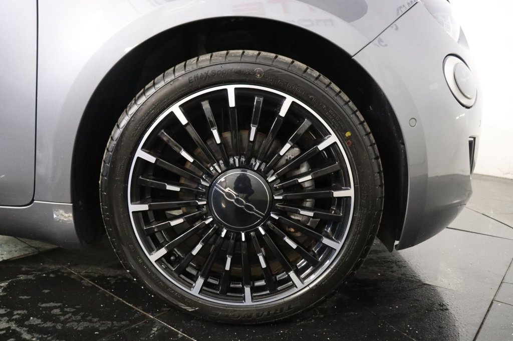 Used Fiat 500e 2021 for sale - 76632491: Photo 38