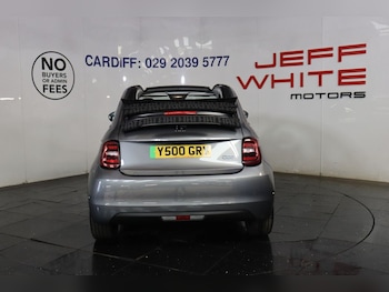 Used Fiat 500e C 2021 for sale - 75275527: Photo