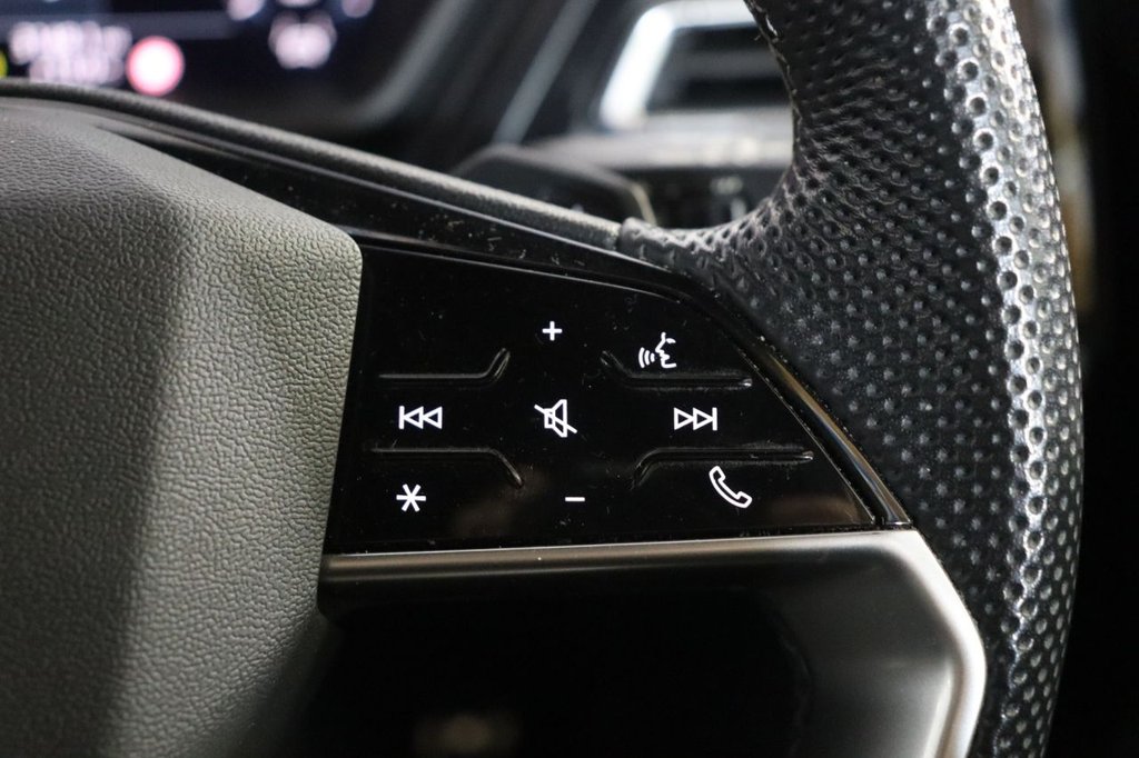 Used Audi Q4 e-tron 2023 for sale - 76973802: Photo 31