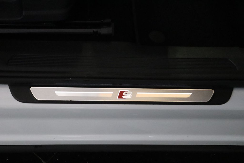 Used Audi Q4 e-tron 2023 for sale - 76973802: Photo 40