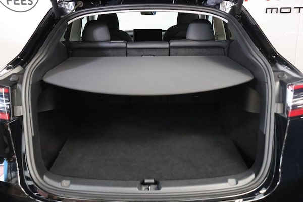 Used Tesla Model Y 2023 for sale - 76273928: Photo 21