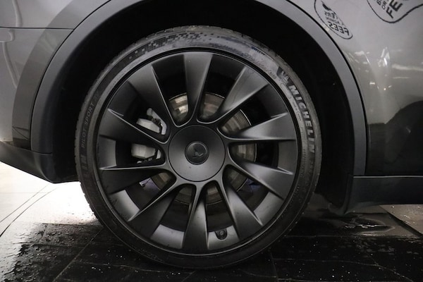 Used Tesla Model Y 2023 for sale - 76273928: Photo 33