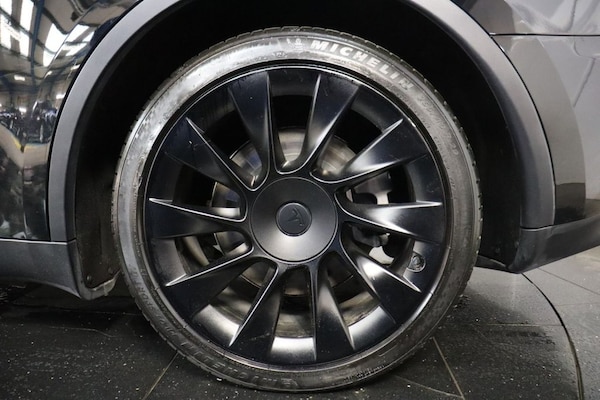 Used Tesla Model Y 2023 for sale - 76273928: Photo 34