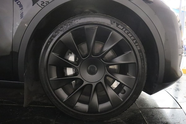 Used Tesla Model Y 2023 for sale - 76273928: Photo 35