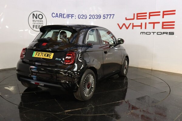 Used Fiat 500e 2021 for sale - 73459610: Photo 6