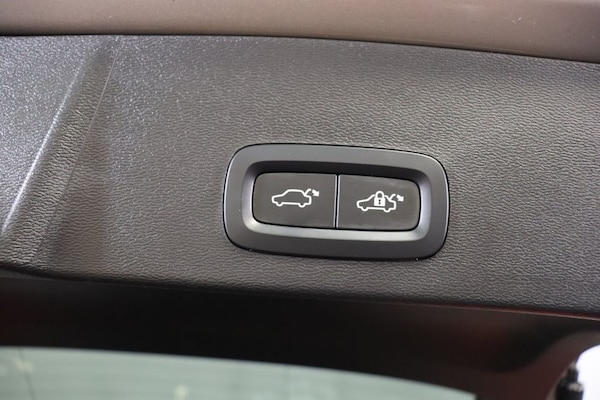 Used Volvo XC40 2023 for sale - 76297099: Photo 18