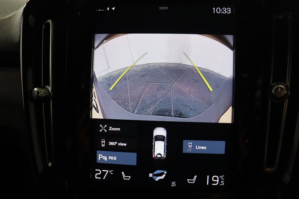 Used Volvo XC40 2023 for sale - 76297099: Photo 3