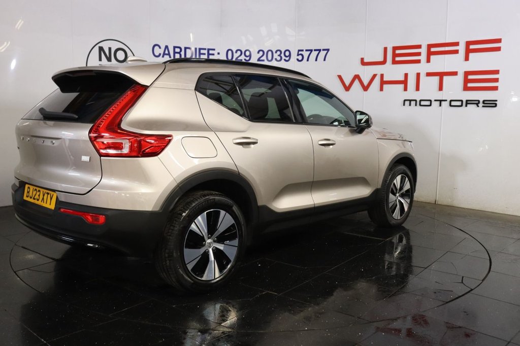 Used Volvo XC40 2023 for sale - 76297099: Photo 5