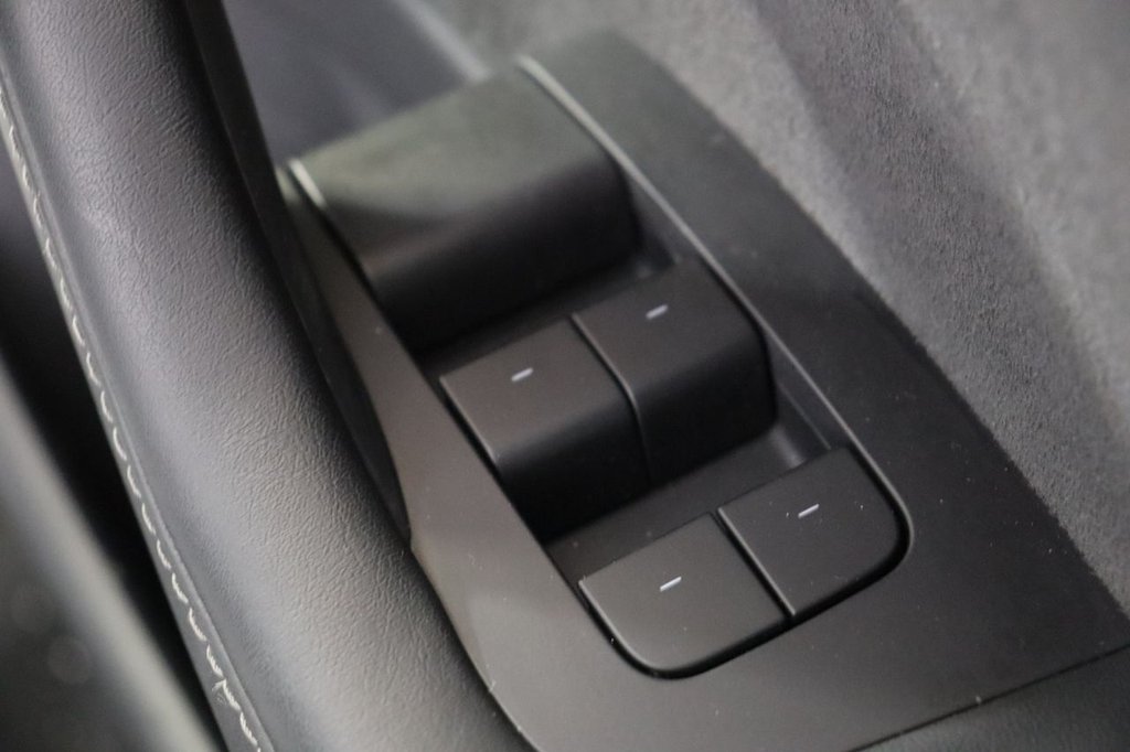 Used Tesla Model 3 2021 for sale - 77563944: Photo 31