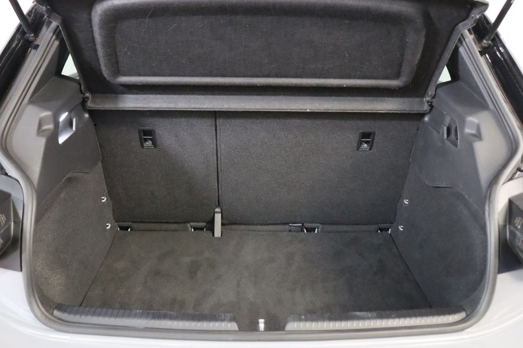 Used Volkswagen ID.3 2021 for sale - 76350589: Photo 19