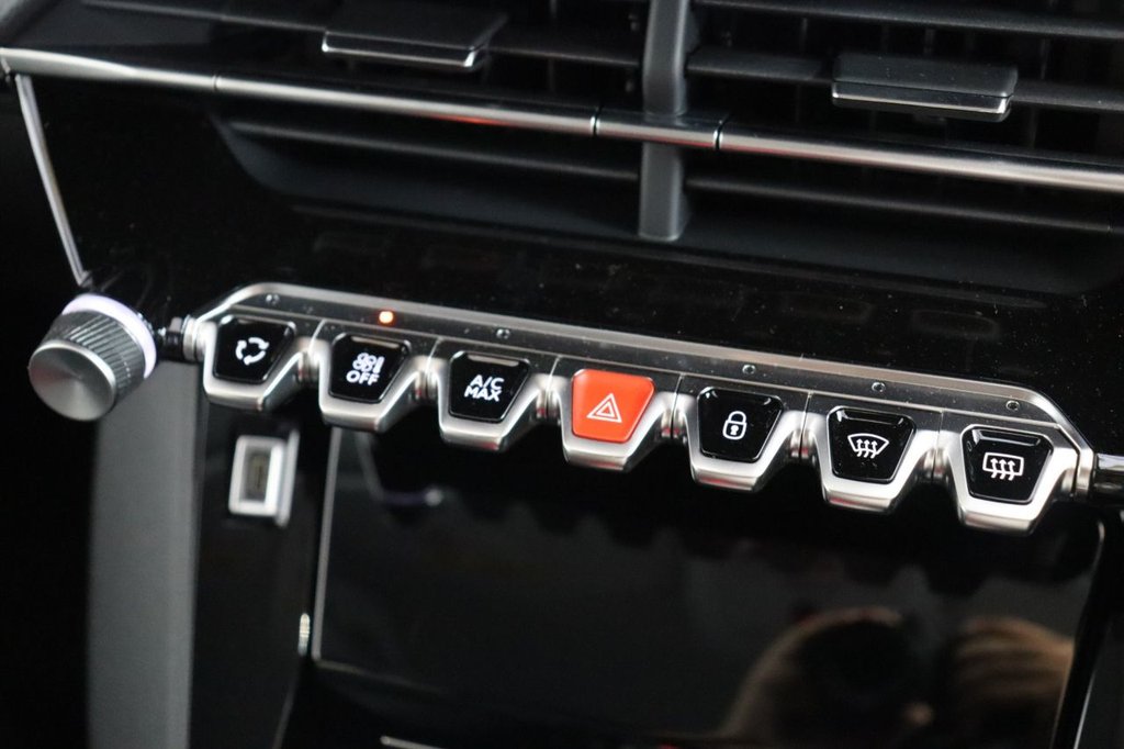 Used Peugeot E-208 2024 for sale - 75685241: Photo 29