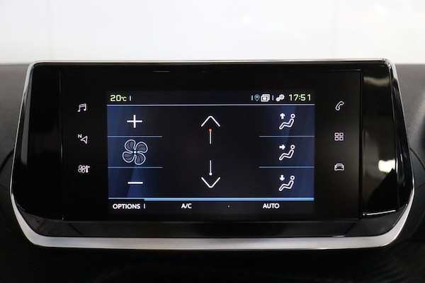Used Peugeot E-208 2024 for sale - 75685241: Photo 30
