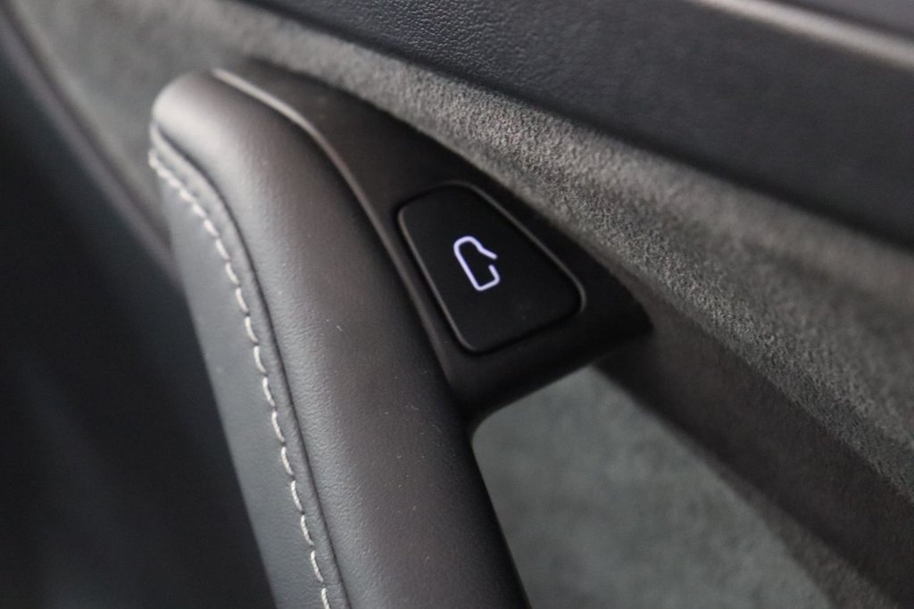 Used Tesla Model Y 2024 for sale - 76910064: Photo 22