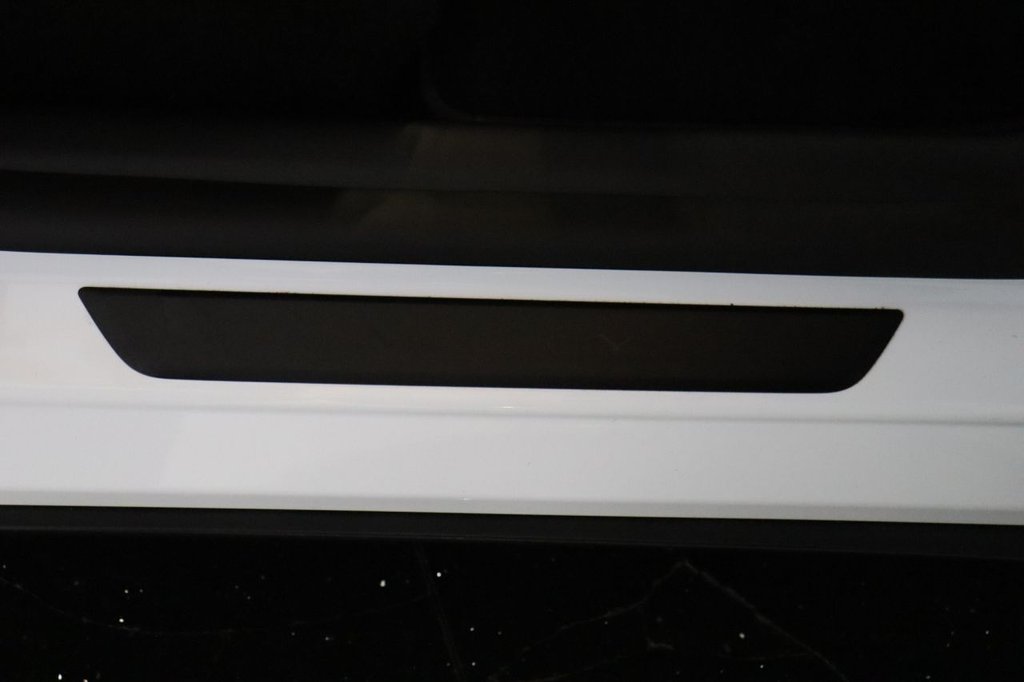 Used Tesla Model Y 2024 for sale - 76910064: Photo 23