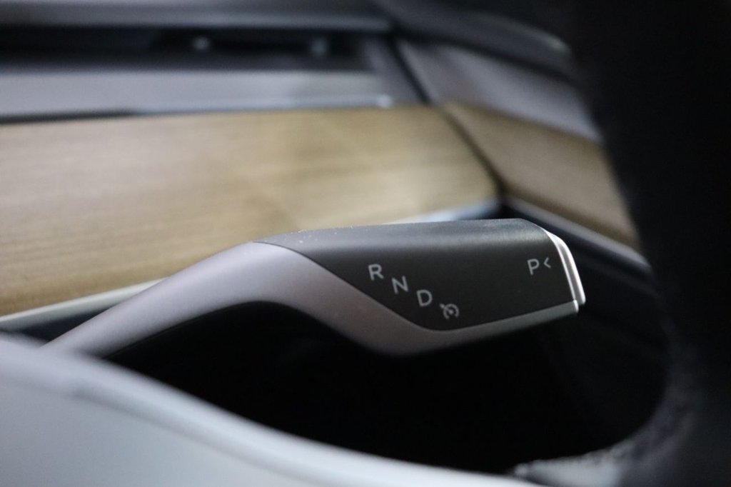 Used Tesla Model Y 2024 for sale - 76910064: Photo 32