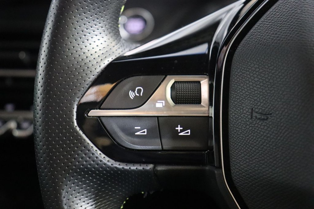 Used Peugeot 2008 2021 for sale - 76999247: Photo 17