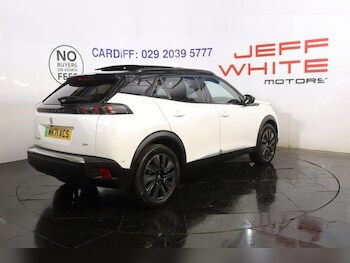 Used Peugeot 2008 2021 for sale - 76999247: Photo