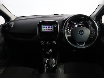 Used Renault Clio 2018 for sale - 76303558: Photo 2